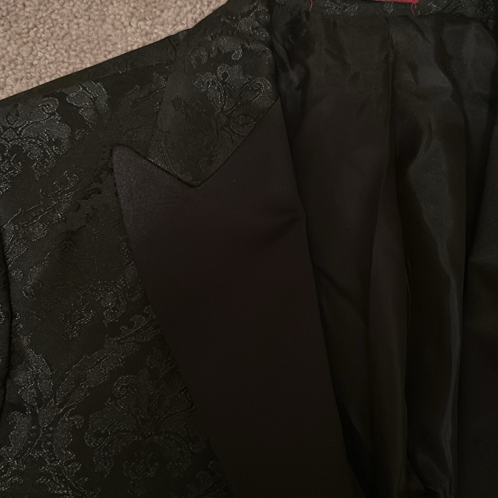 Suit Jacket - Picture 3 of 4